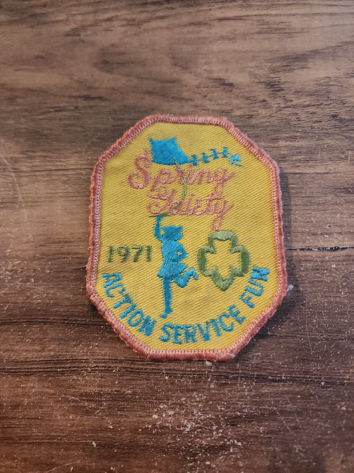 Girl Scouts Vintage - Spring Yaiety Action Service Fun 1971 - Patch 