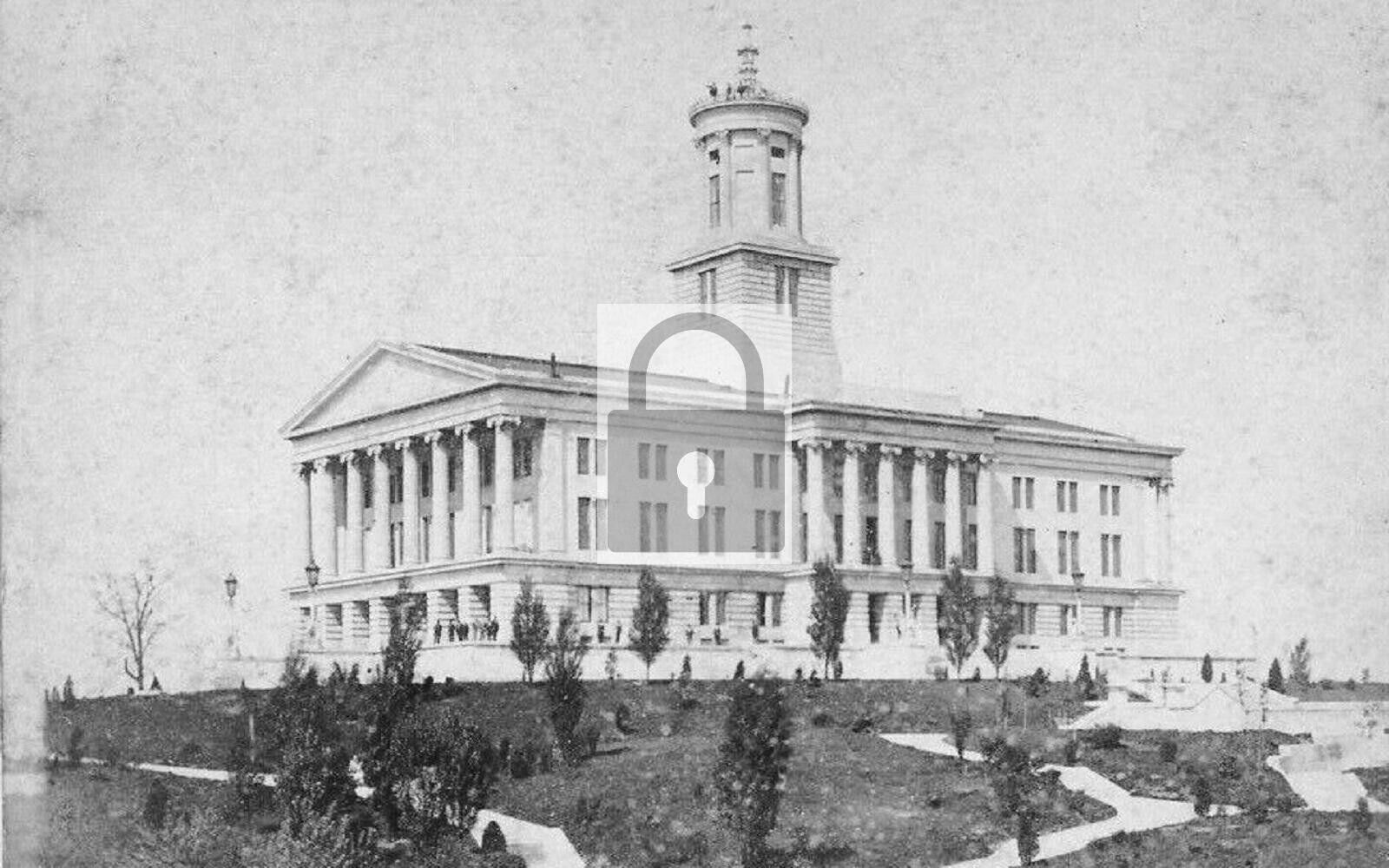 State Capitol Building Nashville Tennessee TN - 8x10 PRINT
