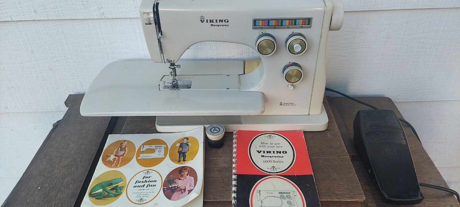 Vintage Viking Husqvarna Model 6030 Sewing Machine In Orginal Case, Paperwork