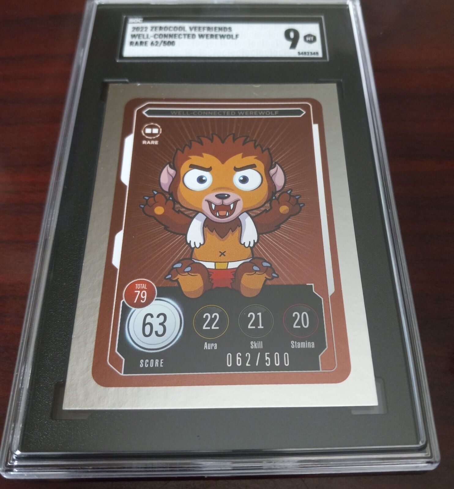 WELL-CONNECTED WEREWOLF 062/500 Low # RARE VeeFriends Compete And Collect Card