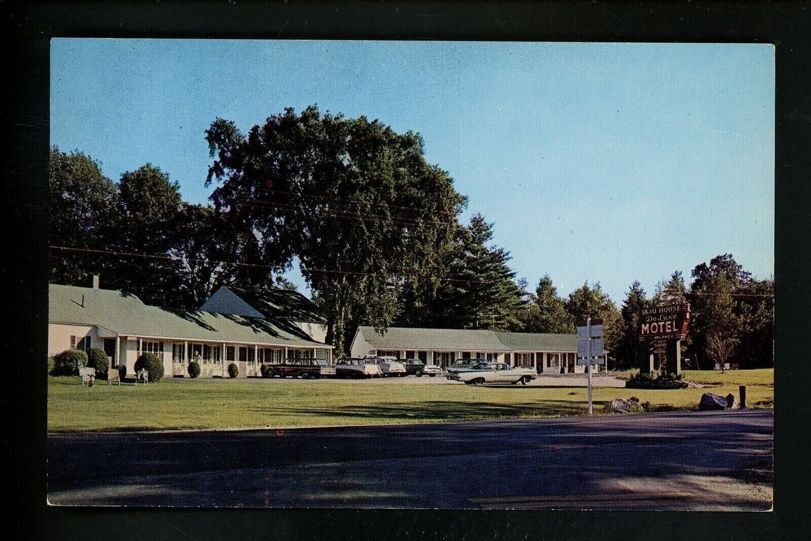 Hotel Motel postcard New Hampshire NH Hillsboro, 1830 House Motel chrome