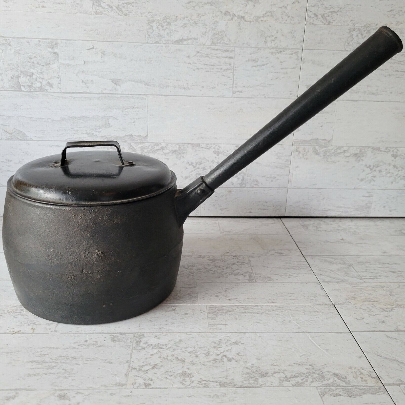 Antique Swain Cast Iron Pot Sauce Pan with Lid 3qt No 6 Long Handle Romany Gypsy
