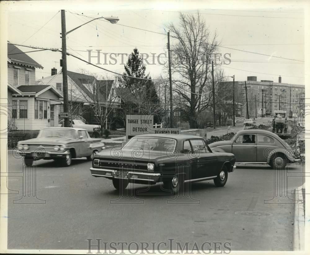 1967 Press Photo Construction Detour at Concord Intersection Causes Confusion