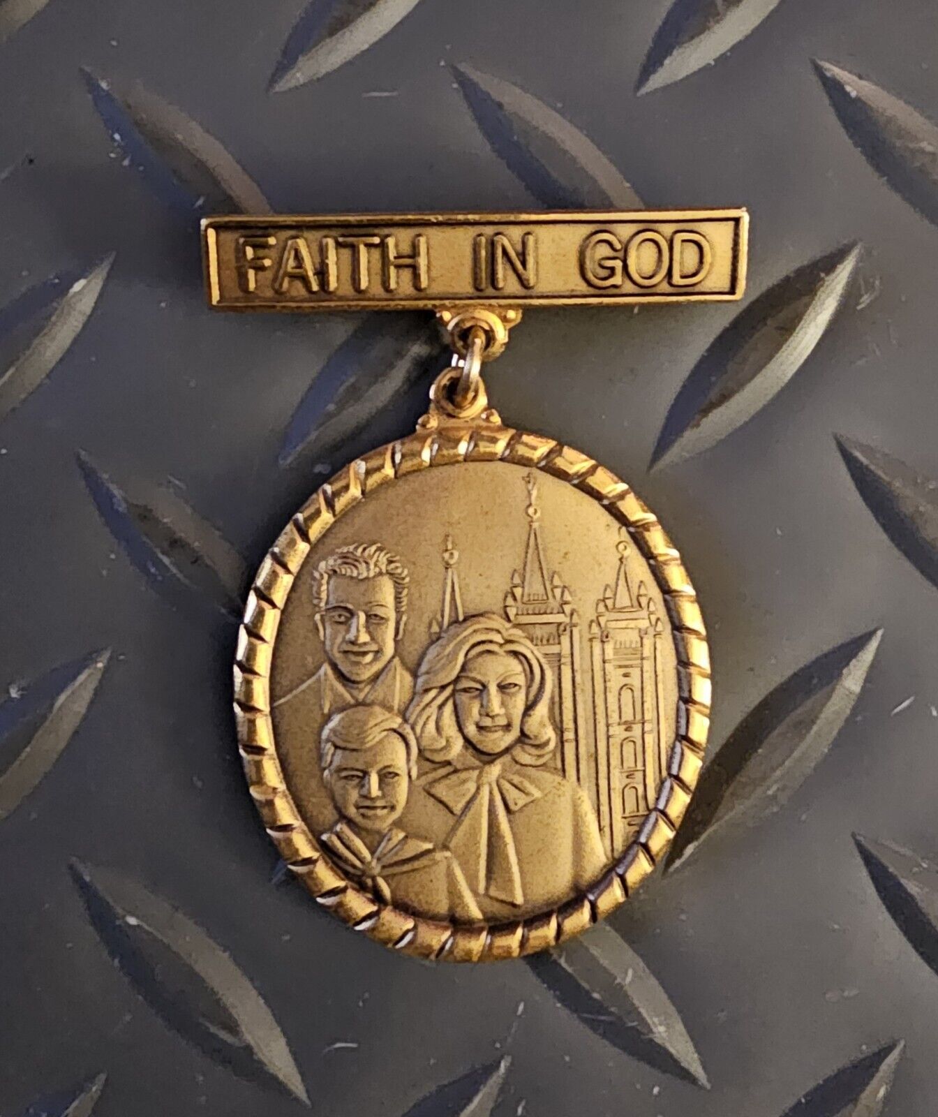 BSA scout Medal Award Mormon Coin Medallion Pin Faith In God
