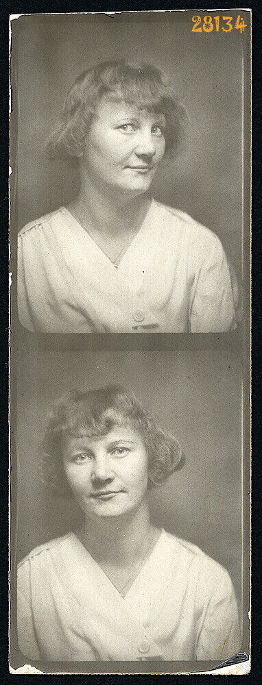 ID Photograph, photo automatic, pretty woman\'s double portrait, 1930\'s  