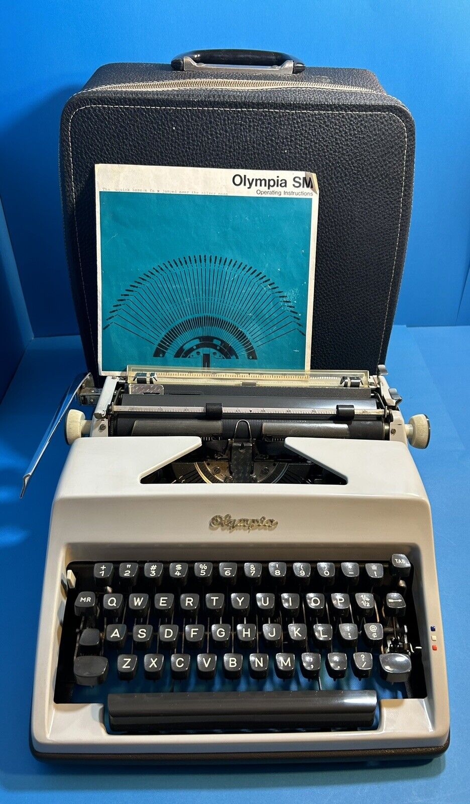 Vintage 1965 Olympia SM8 Manual Typewriter & Case