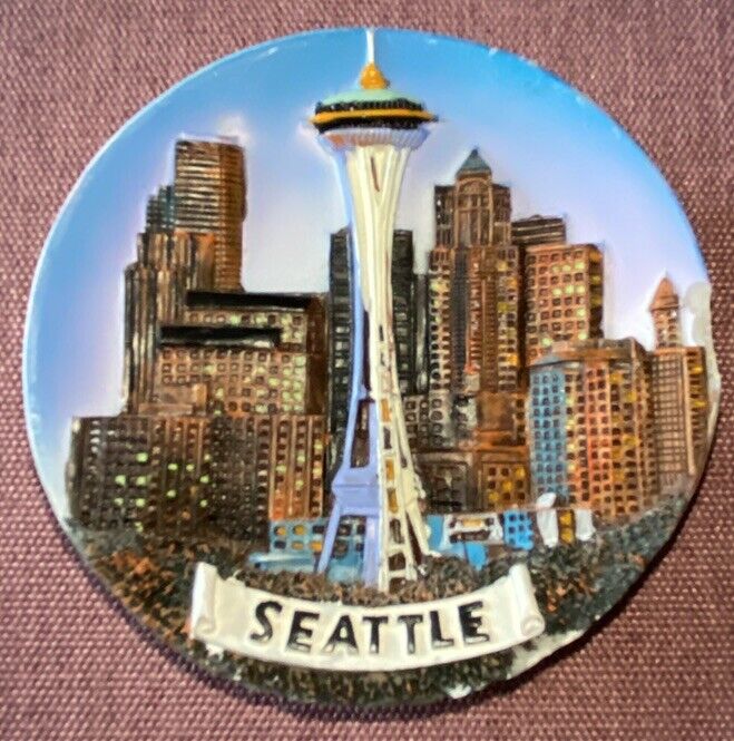 Seattle, Washington 3-D Souvenir Refrigerator Magnet