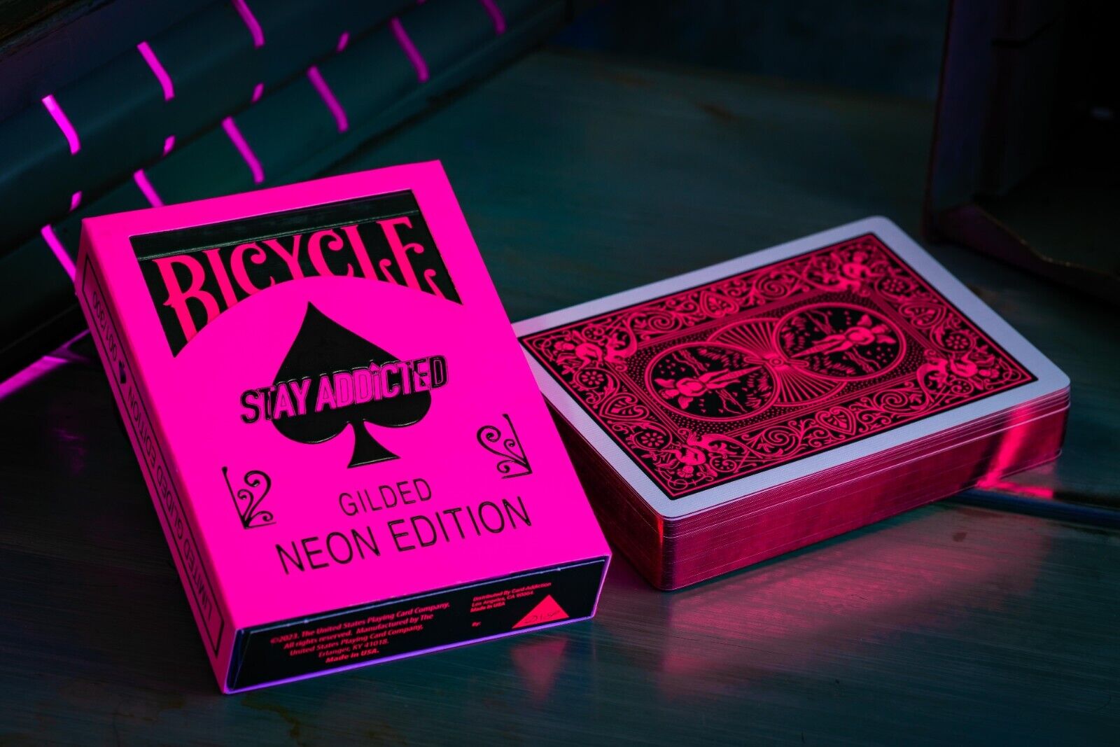 Gilded Bicycle NEON Pink Edition Playing Card UV-GLOW Deck Holo#Seal300