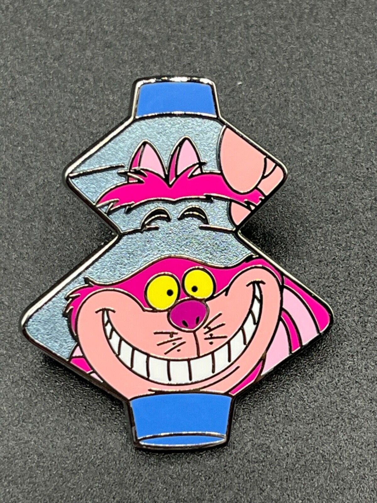 Disney Alice in Wonderland Lamps Mystery Pin - Cheshire Cat