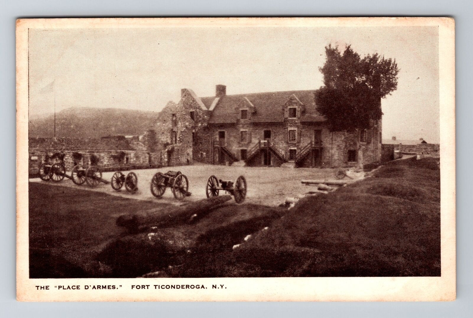 Fort Ticonderoga NY-New York, Place D'Armes, Canons, Vintage Postcard