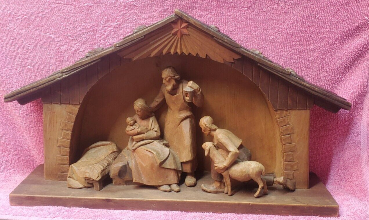 ANRI Hand Carved Nativity Set