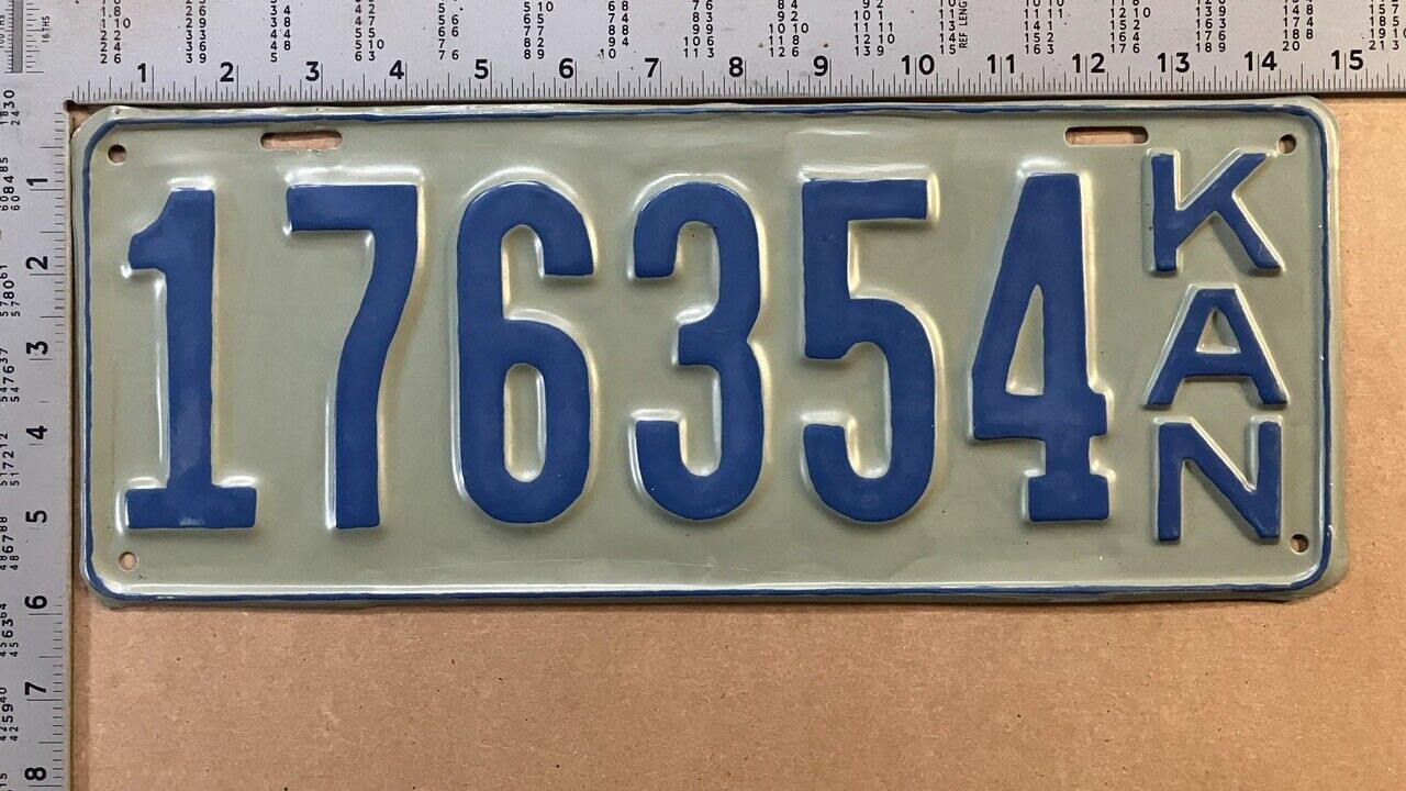 1919 Kansas license plate 17635 YOM DMV Ford Chevy Dodge 15471
