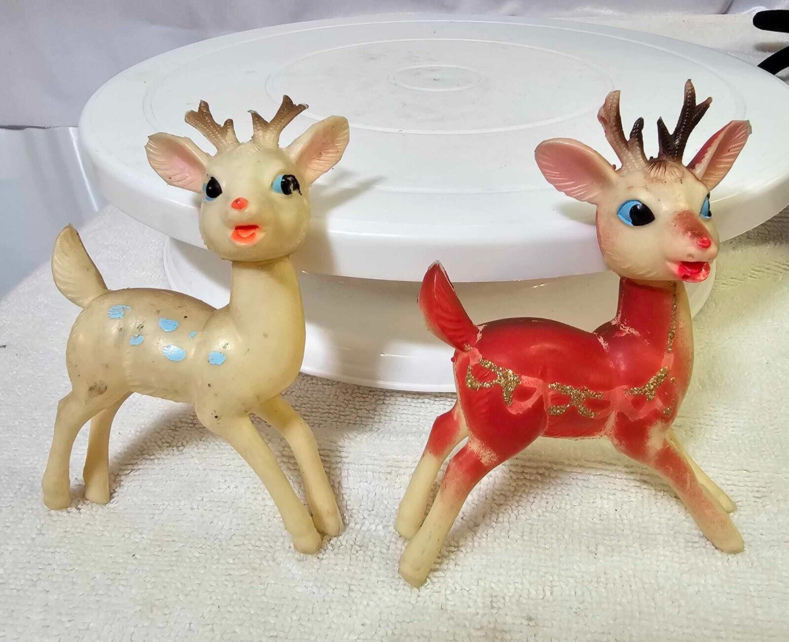 2 vtg Reindeer Figurine Toy Christmas Decor Rubber swivel head japan- X108