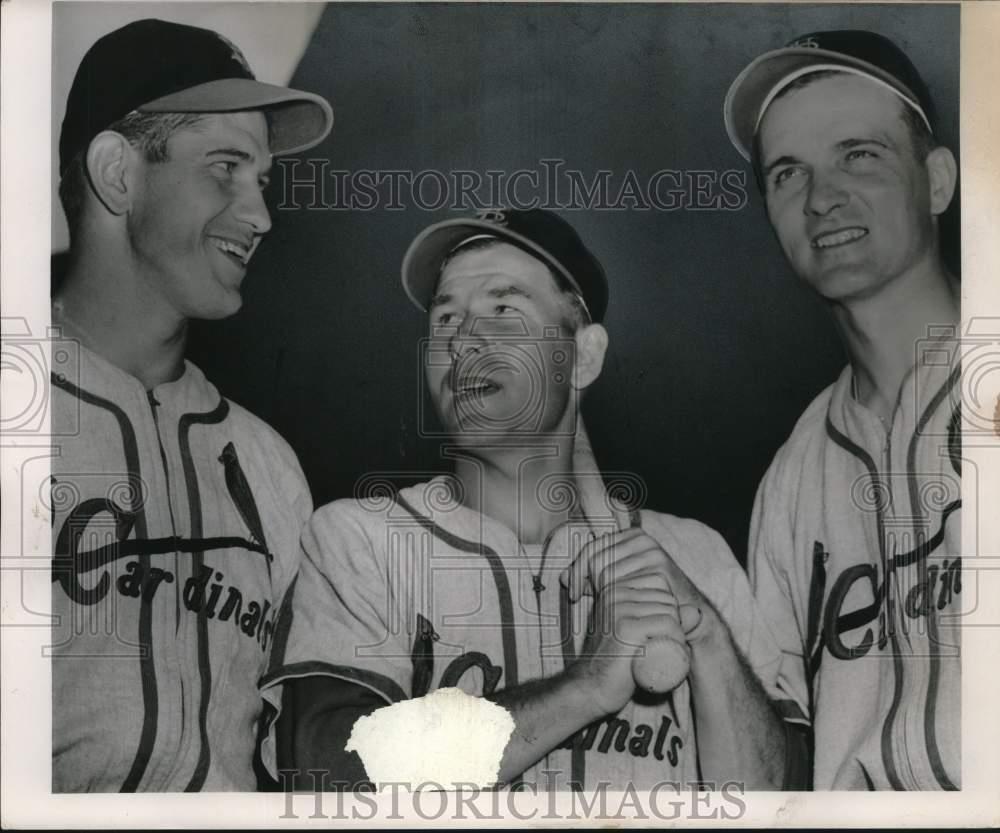 1958 Press Photo St. Louis Cardinals: Don Bolliweg, Solly Hemus & Larry Wiggins