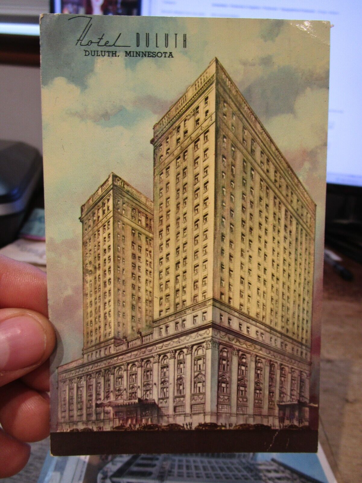 Vintage Old MINNESOTA Postcard Duluth Hotel Downtown Lake Superior Air Condition