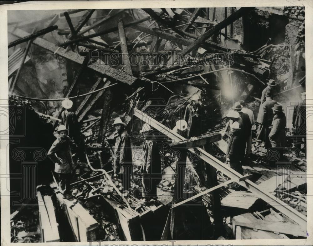 1933 Press Photo Shanghai Ruins of Cheng Tai rubber plant in Shanghai