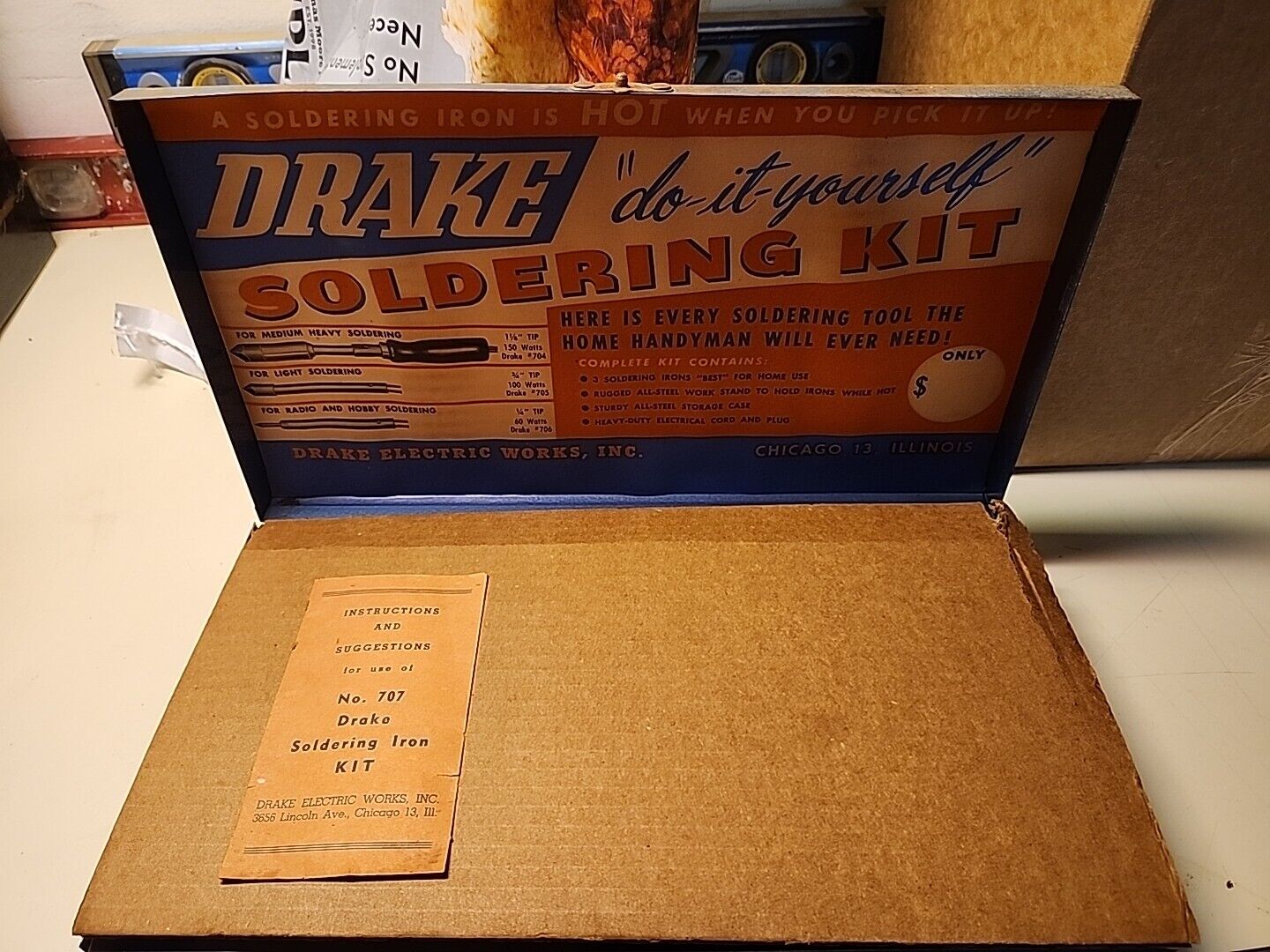 Nice vintage DRAKE electric soldering iron w/ original box 