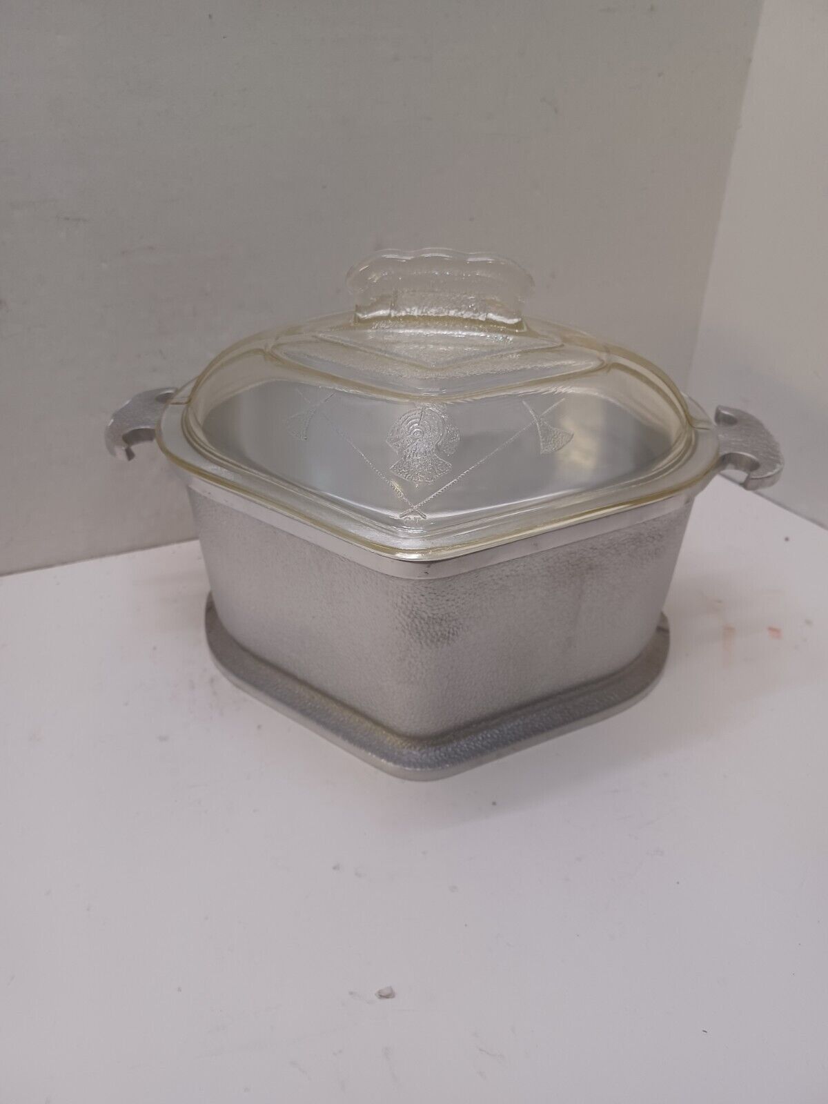 Vintage Guardian Service Cookware Heart Triangle Casserole Pot Glass Lid New