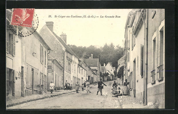 CPA St-Léger-en-Yvelines, La Grande Rue 1915 
