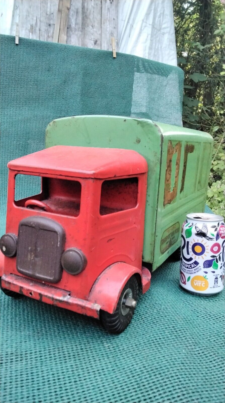 Triang Tin Truck. Tinplate Toy. Tin Truck. Vintage Lorry. Vintage Toy Truck. 