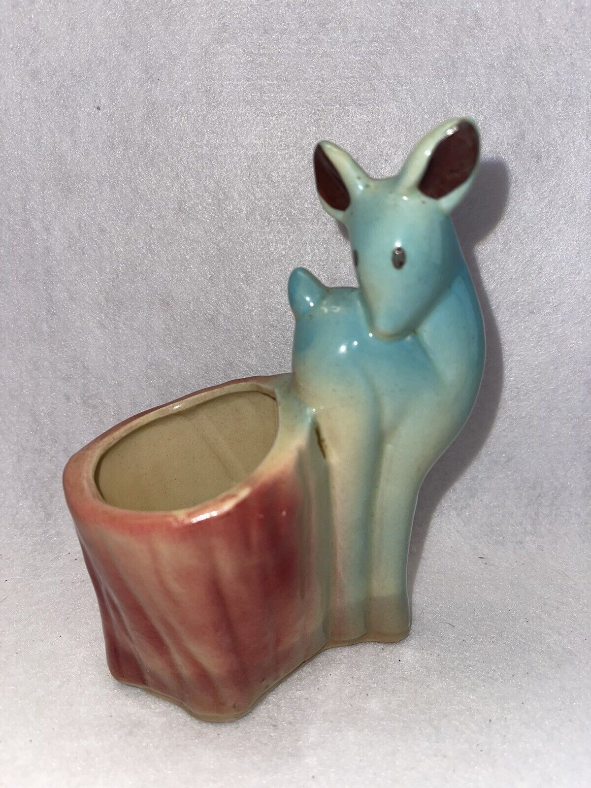 Vintage 1960’s Shawnee Pottery Deer Beside Tree Stump Ceramic Vase/Planter #535
