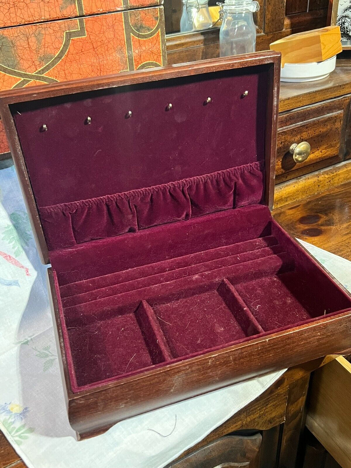 Reed & Barton Jewelry Box Mahogany w/Velvet Lining Vintage Eureka Mfg