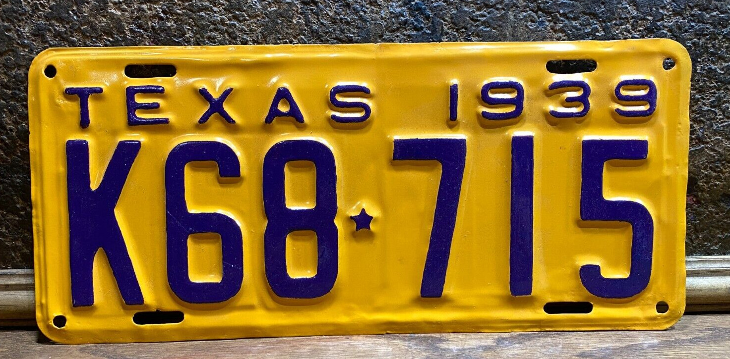 Vintage 1939 Texas Car License Plate ~ 39 TX Automobile / Auto Tag
