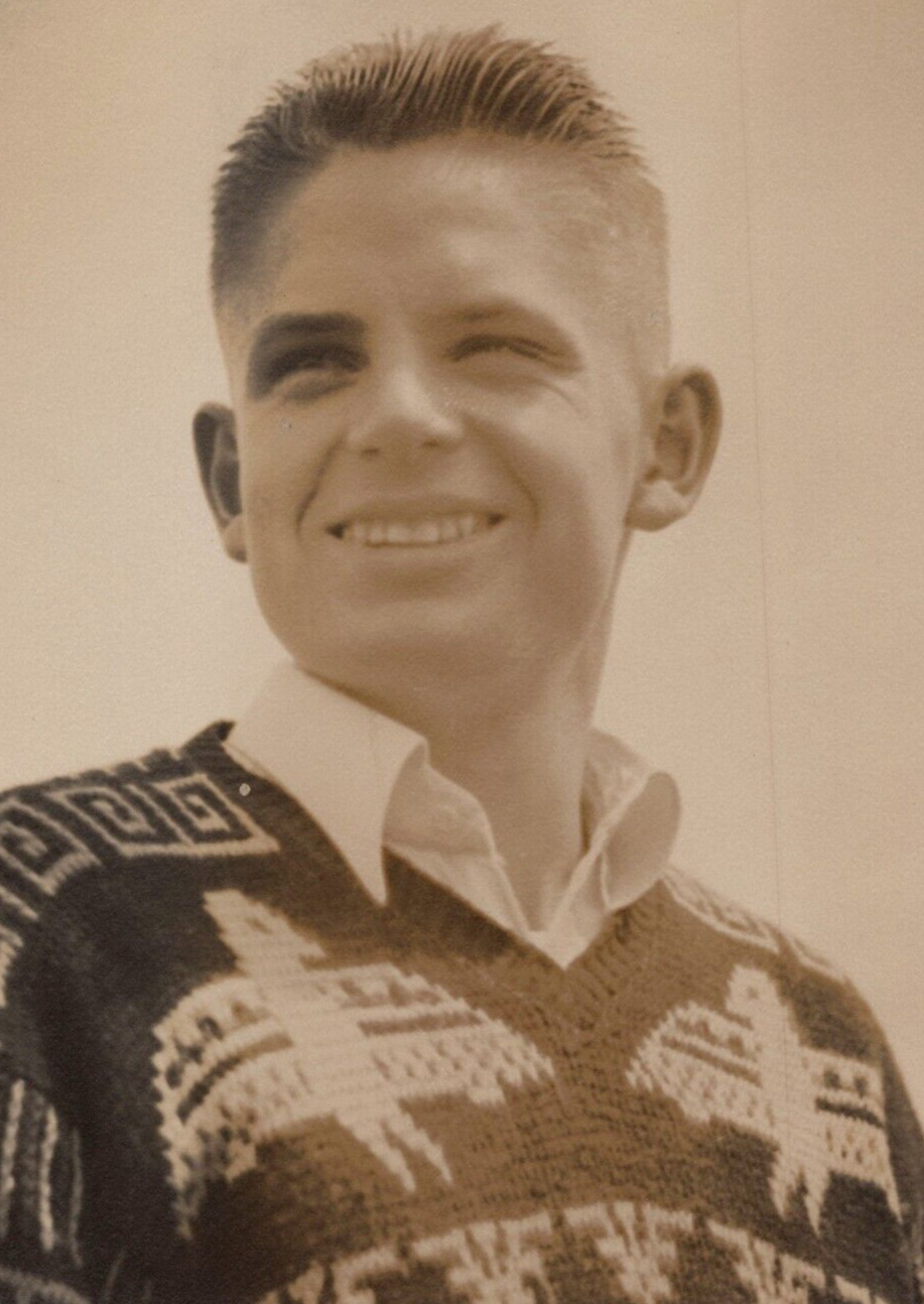 7C Photograph 5x7 Portrait Handsome Man Knit Sweater 1940-50\'s 
