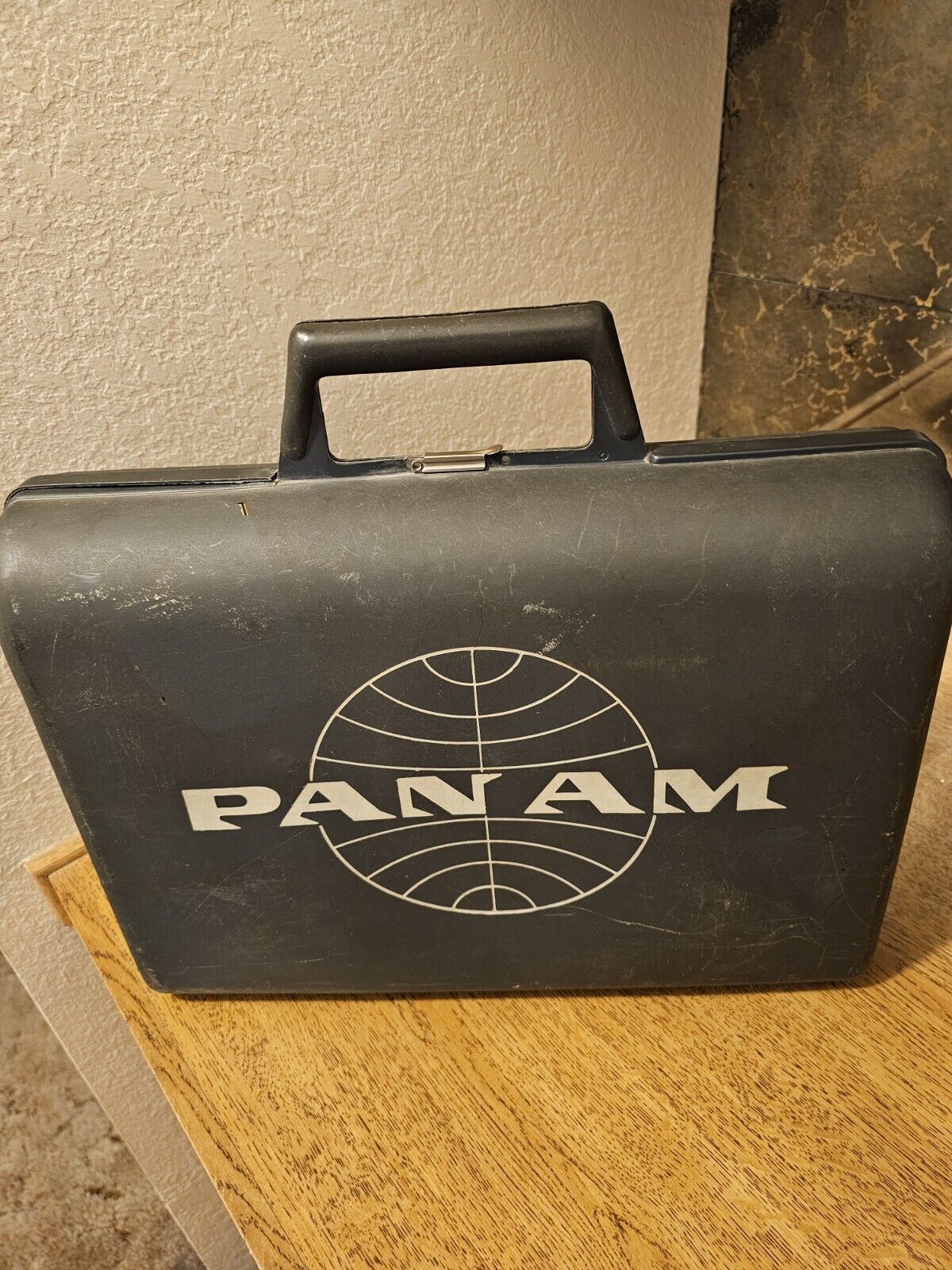 Pan Am 1960s Vintage Plastic Briefcase 1960s  Used