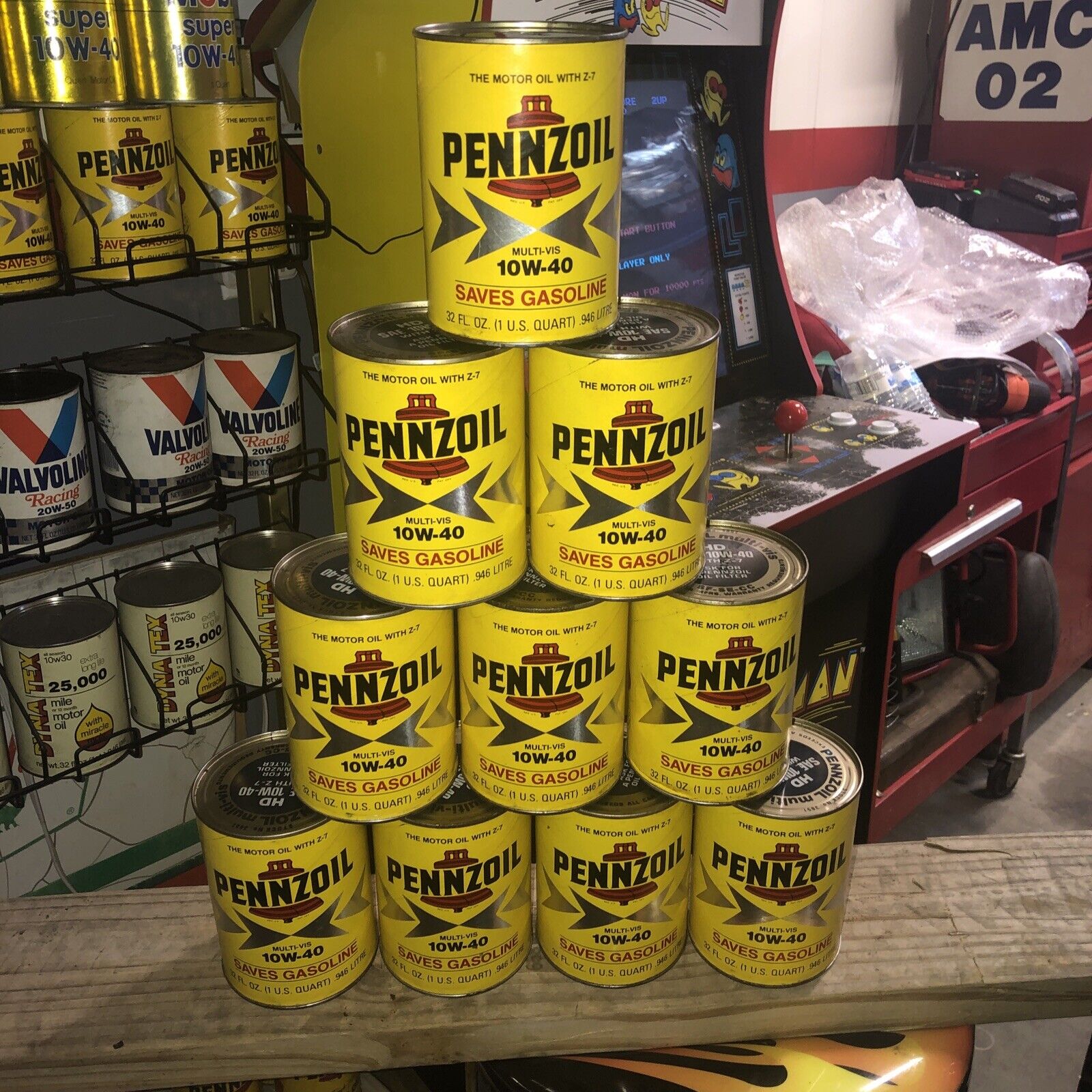 Vintage Pennzoil 10W-40 Mint Condition 10 Full Oil Cans
