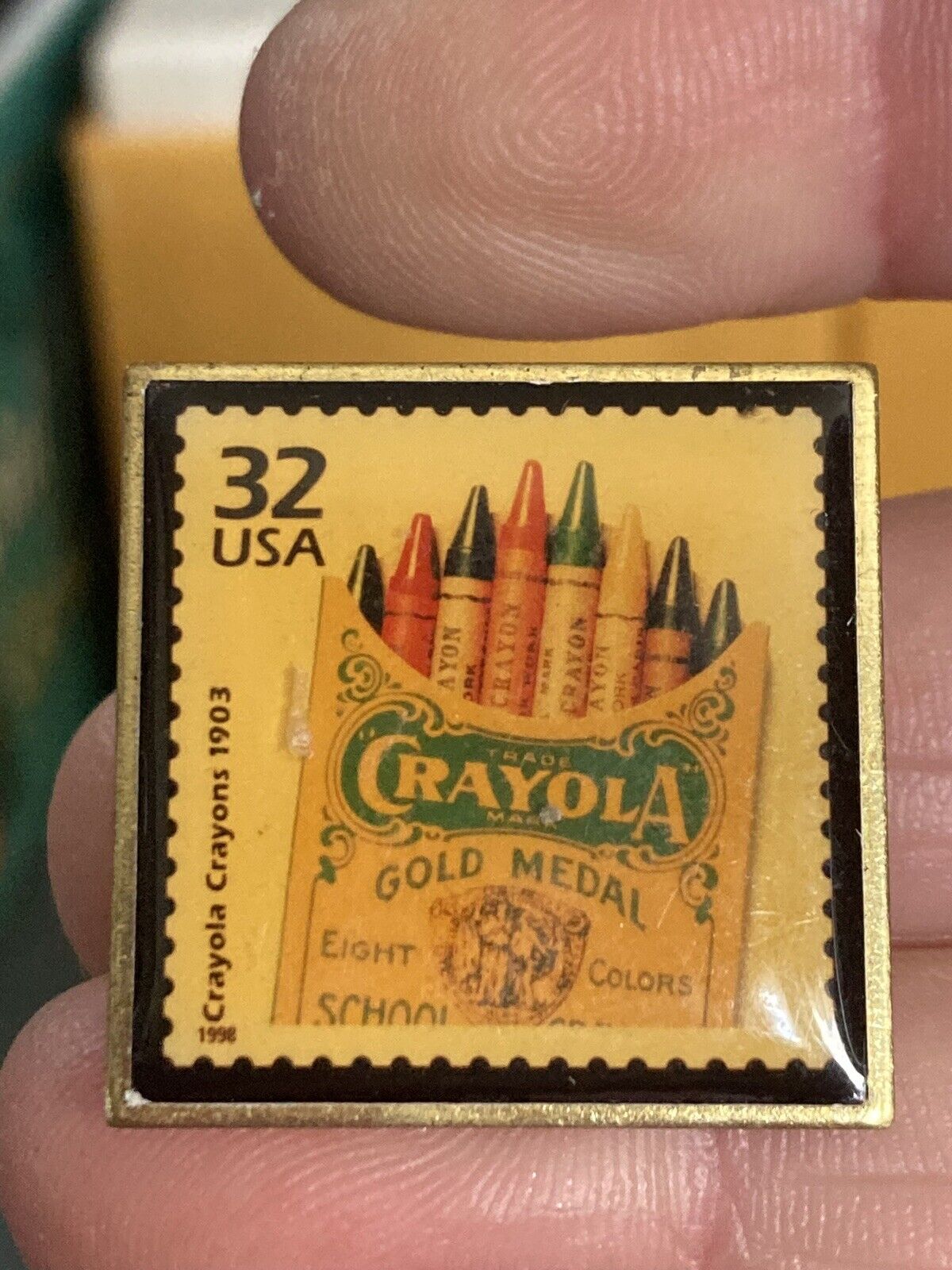 USA postage stamp crayola crayons 32 cent Lapel Pin K531