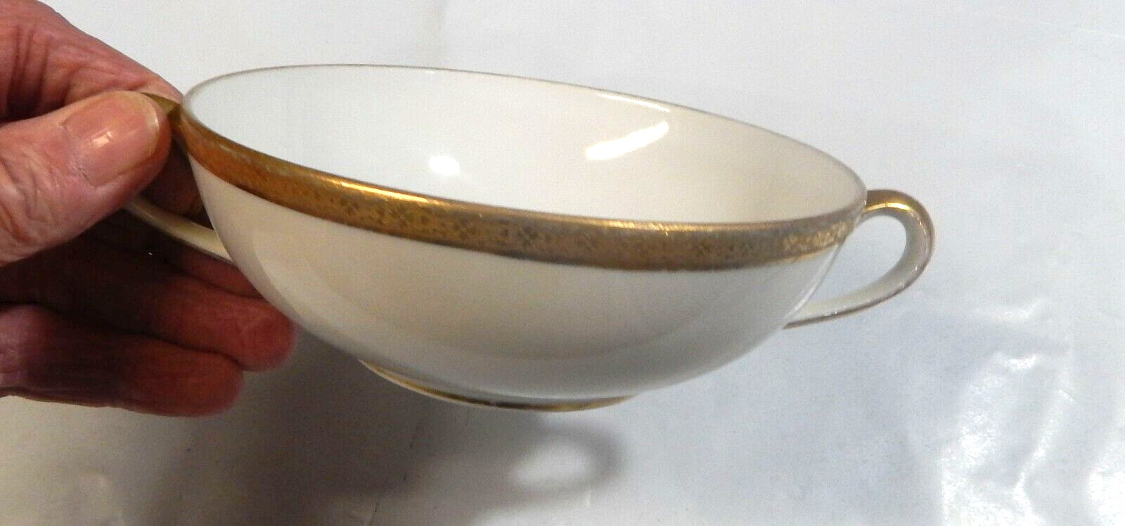 Vintage  Noritake Japan Handled Cream Soup Bowl  White w/ Gold Band