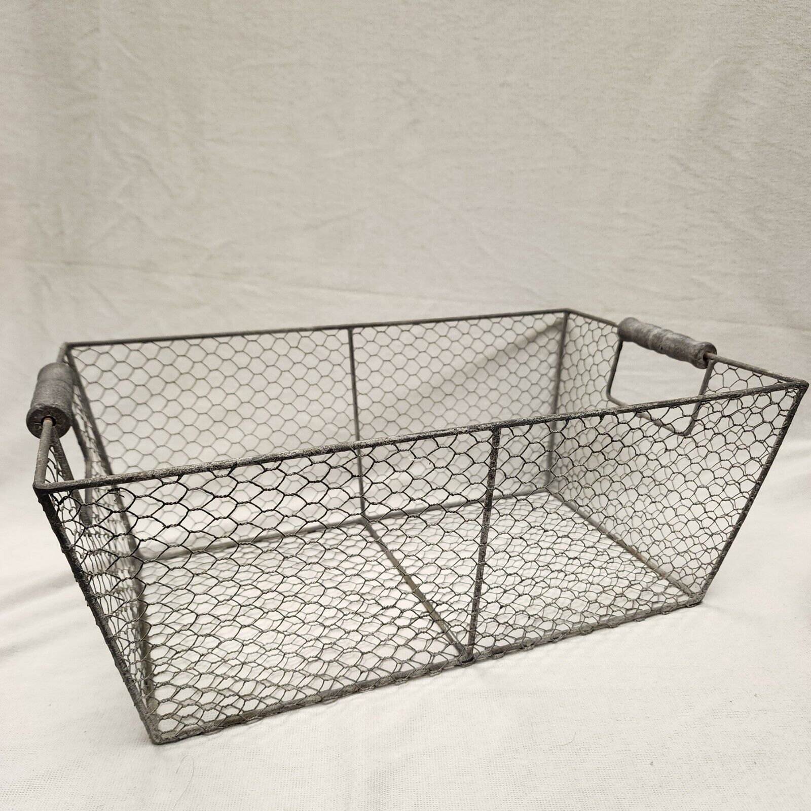 Vintage Wood Handled Chicken Wire Over Metal Sturdy Basket 16.5x10x6.5