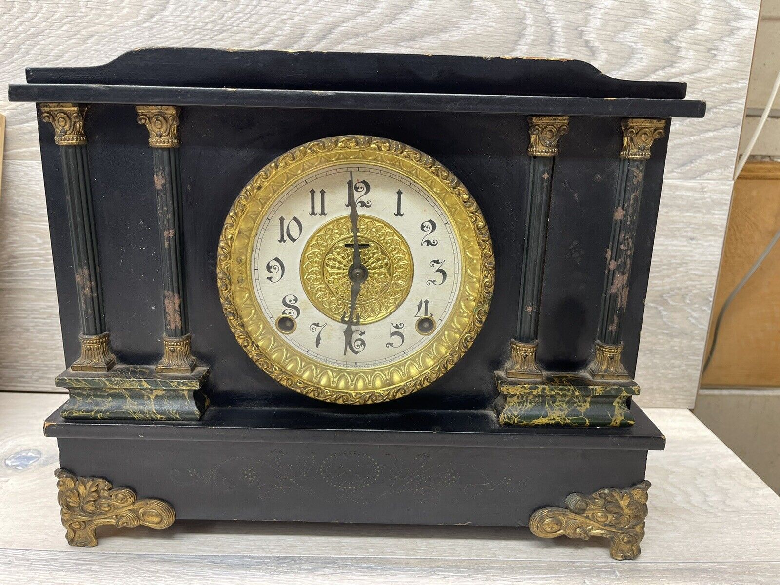 E. Ingraham Co. Antique Mantel Green Marble Clock For Parts/Repair No Pendulum