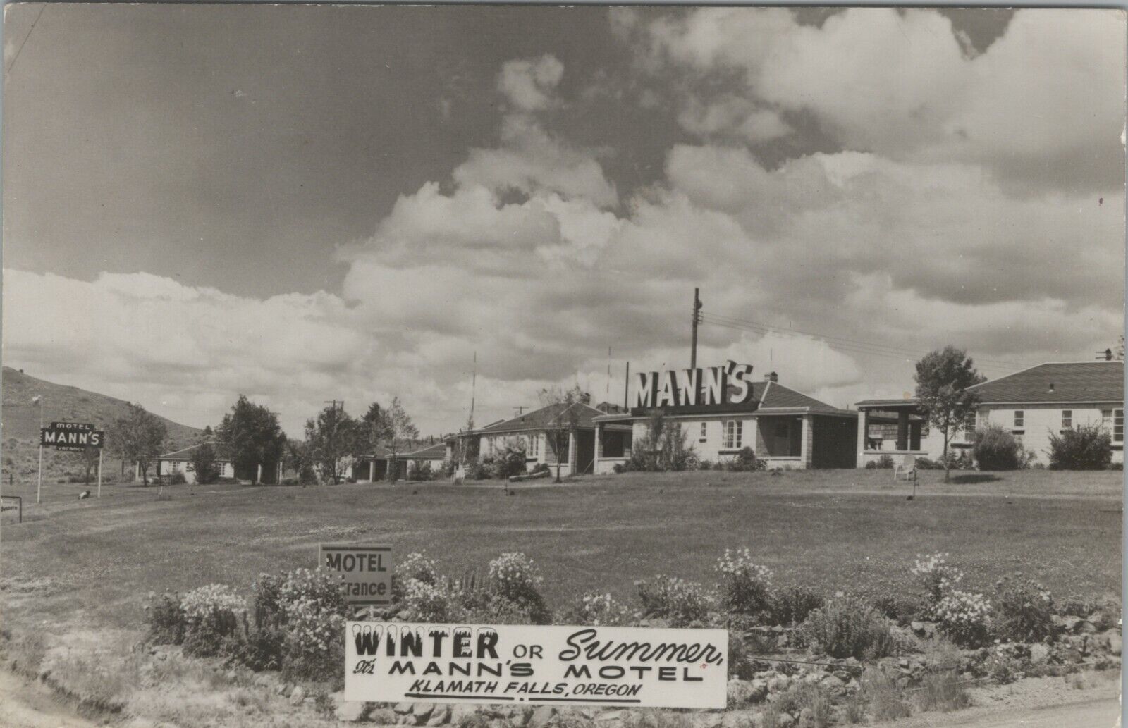 Klamath Falls OR Manns Motel Oregon c1950 Lehman Advertising photo postcard N243