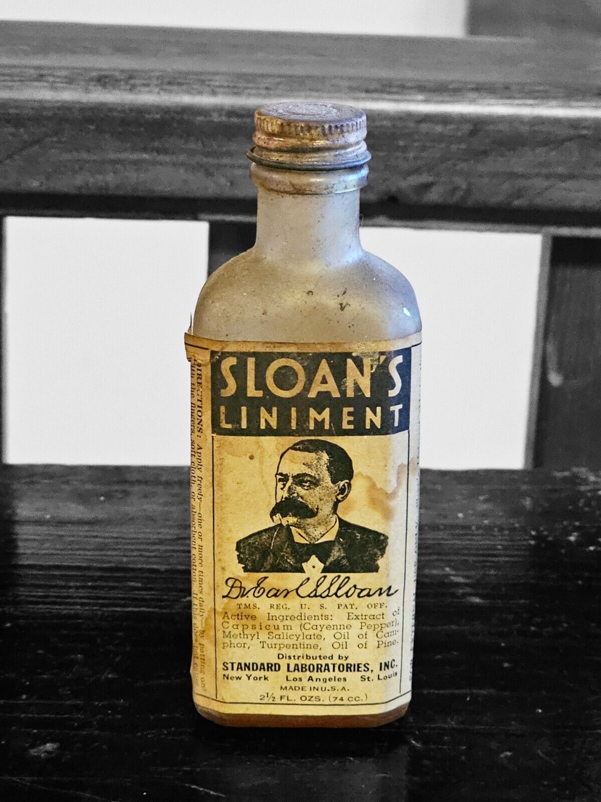 Awesome Antique Bottle SLOAN\'S Liniment Collectible Bottle