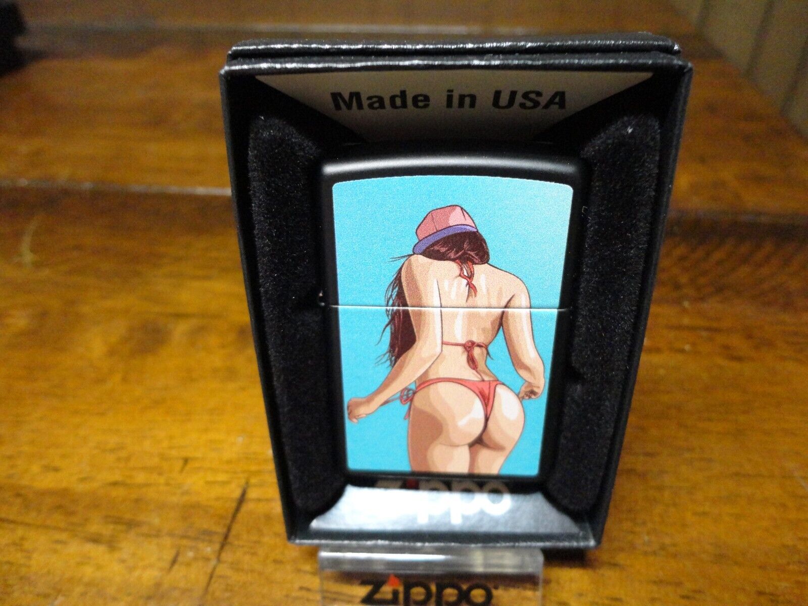 VIEW FROM BEHIND IN THONG BASEBALL CAP PINUP GIRL ZIPPO LIGHTER MINT IN BOX