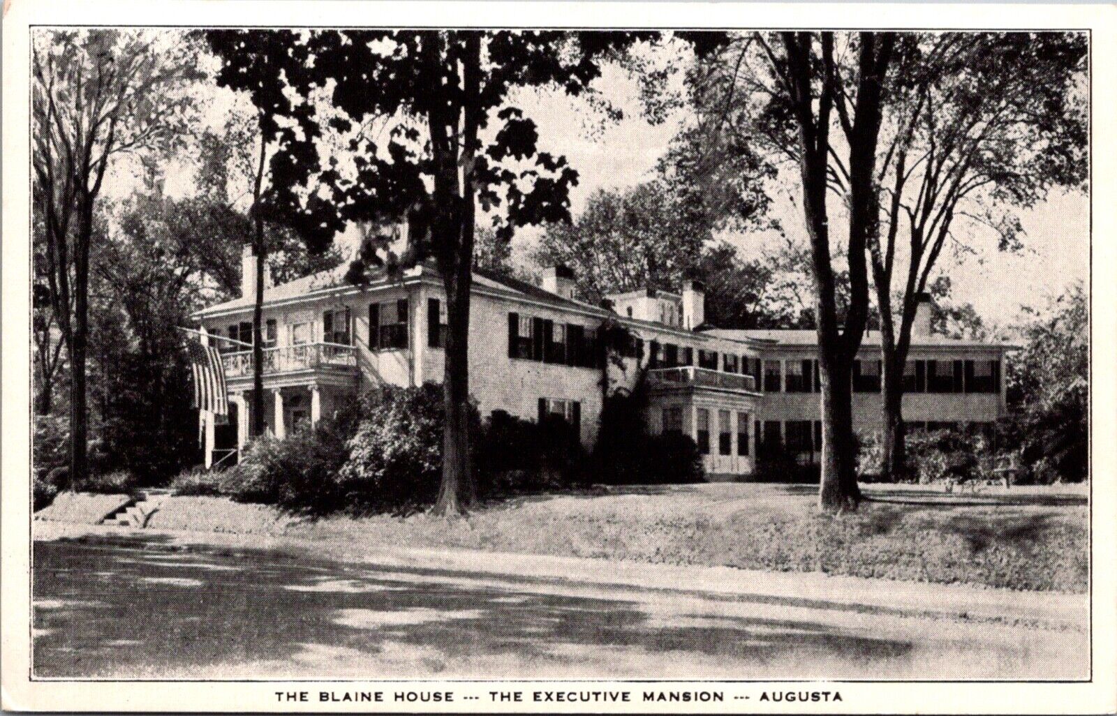 Postcard The Blaine House, The Executive Mansion in Augusta, Maine