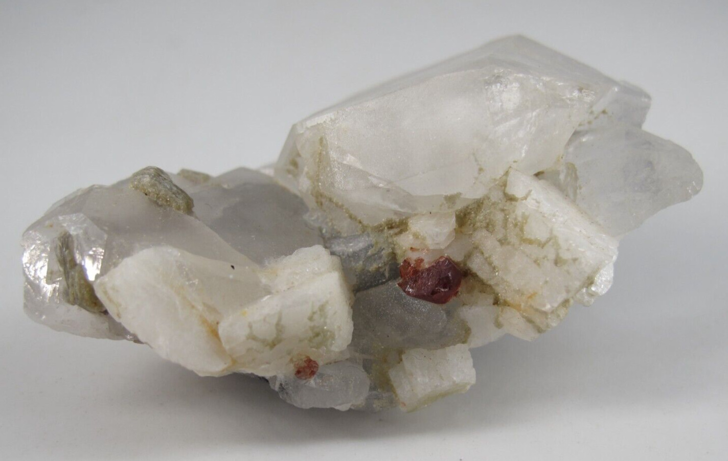 Natural Red Rhodolite garnet combine quartz  Healing Chakra  reiki specimen 47gm