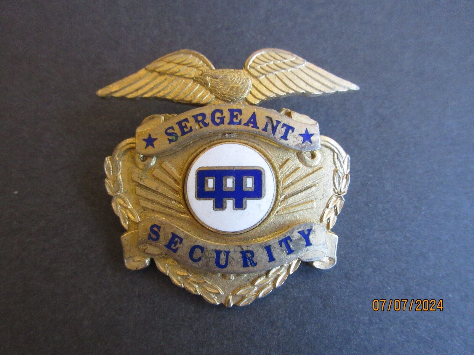 VINTAGE OBSOLETE SERGEANT CCP SECURITY HAT BADGE - GOLD EAGLE