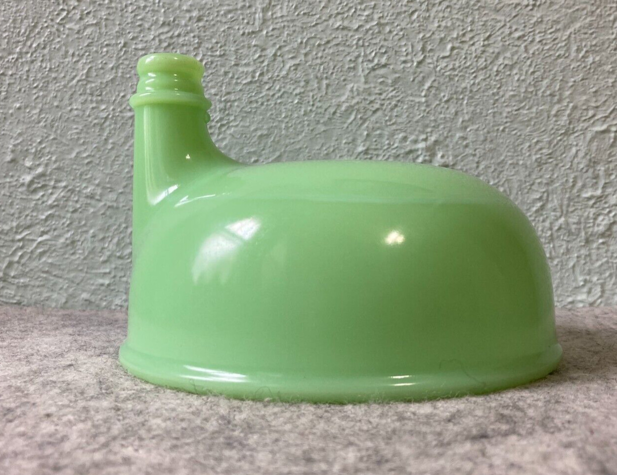 McKee Jadeite Jadite Green Milk Glass Reamer Juicer Bowl Electric Mixer Vintage