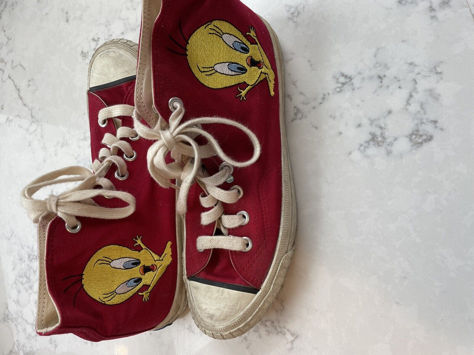 Vintage Keds Tweety Bird Red high top Shoes - From The 90’s