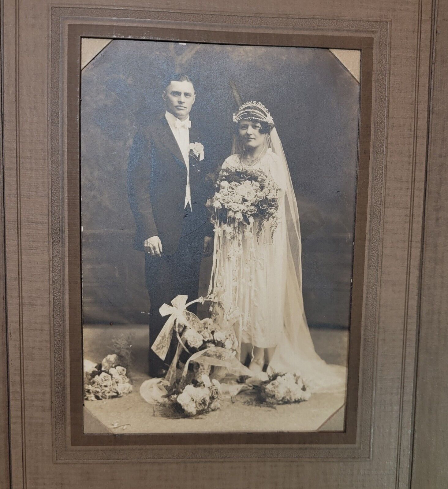 Antique 1920s Wedding Photo Bride Groom Period Flowers Headpiece New York READ