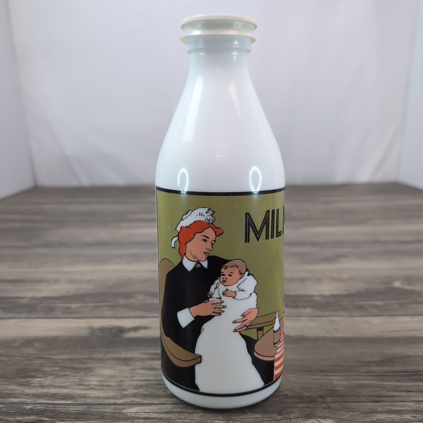 Vtg Egizia Italy Ceramic White Milk Bottle 10\