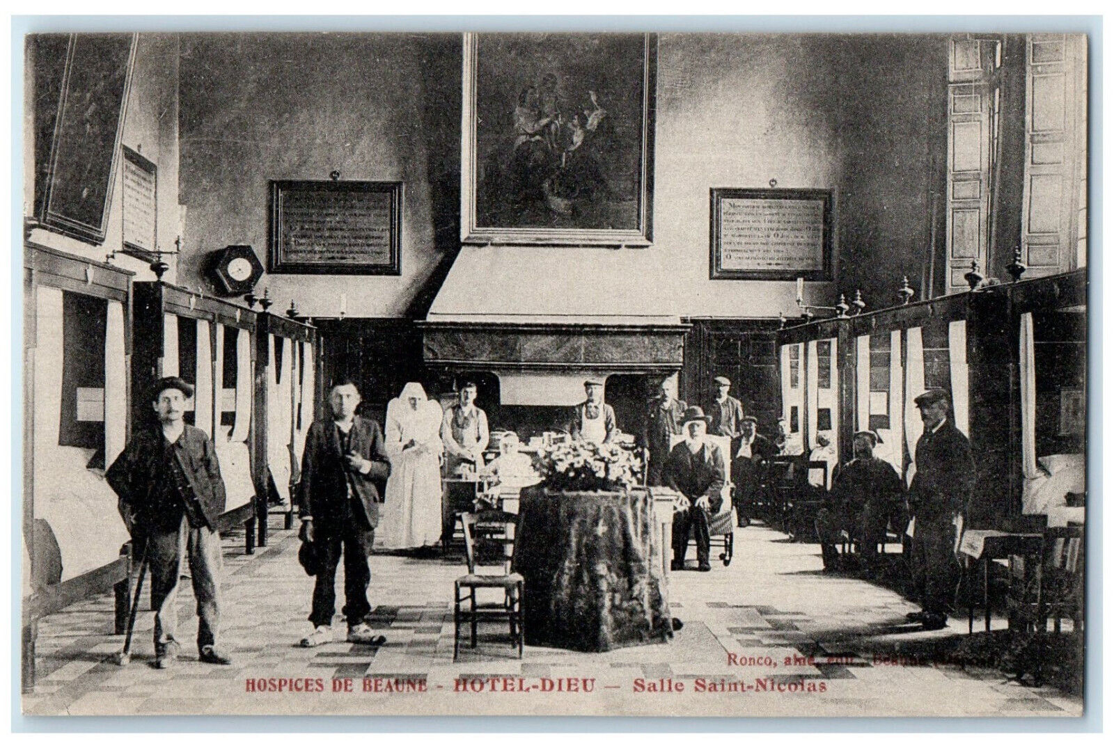 c1940's Hôtel-Dieu Hospices De Beaune Saint-Nicolas Hall Beaune France Postcard