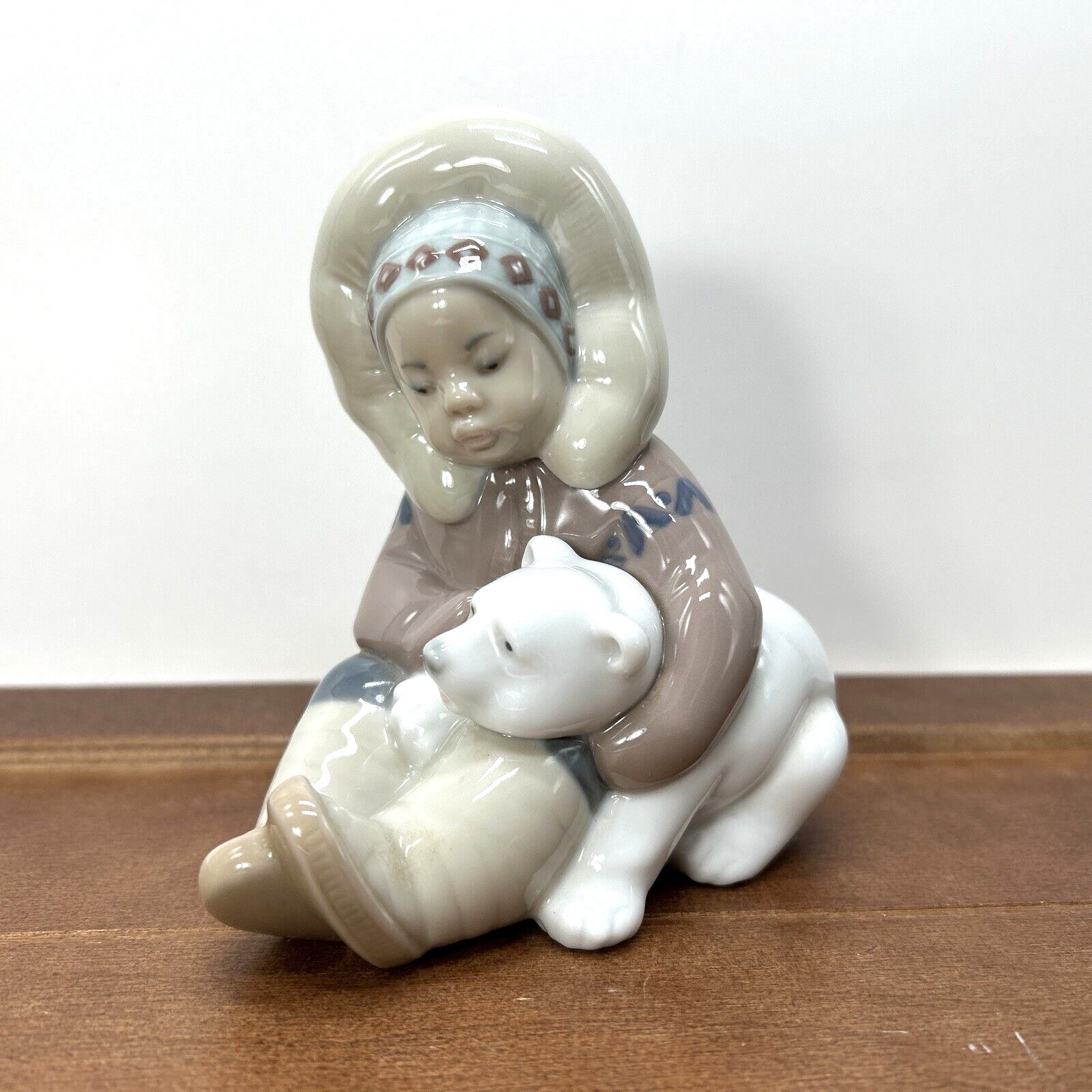 Lladro Eskimo Polar Bear 1195 Figurine, Hand Made In Spain