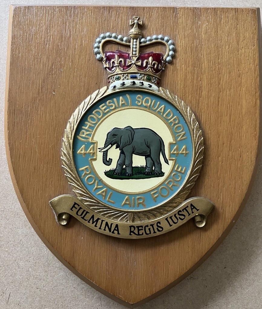 Old RAF Royal Air Force 44 Rhodesia Station Squadron Crest Shield Plaque vz