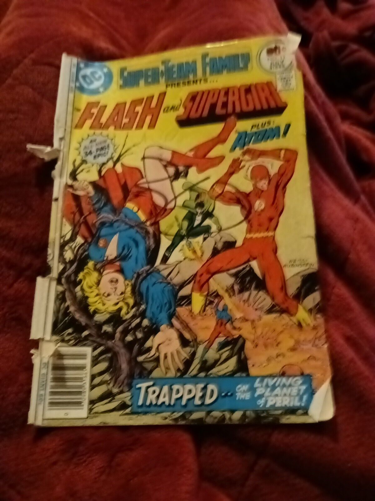 Super-Team Family #11 Flash & Supergirl bondage cover July 1977, DC giant comics