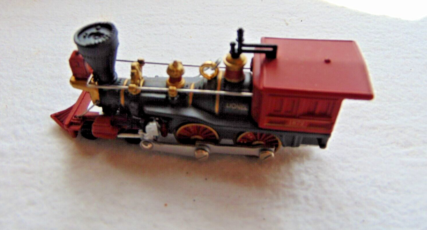Lionel Hallmark keepsake ornament; Civil War era steam engine; \'The General\'