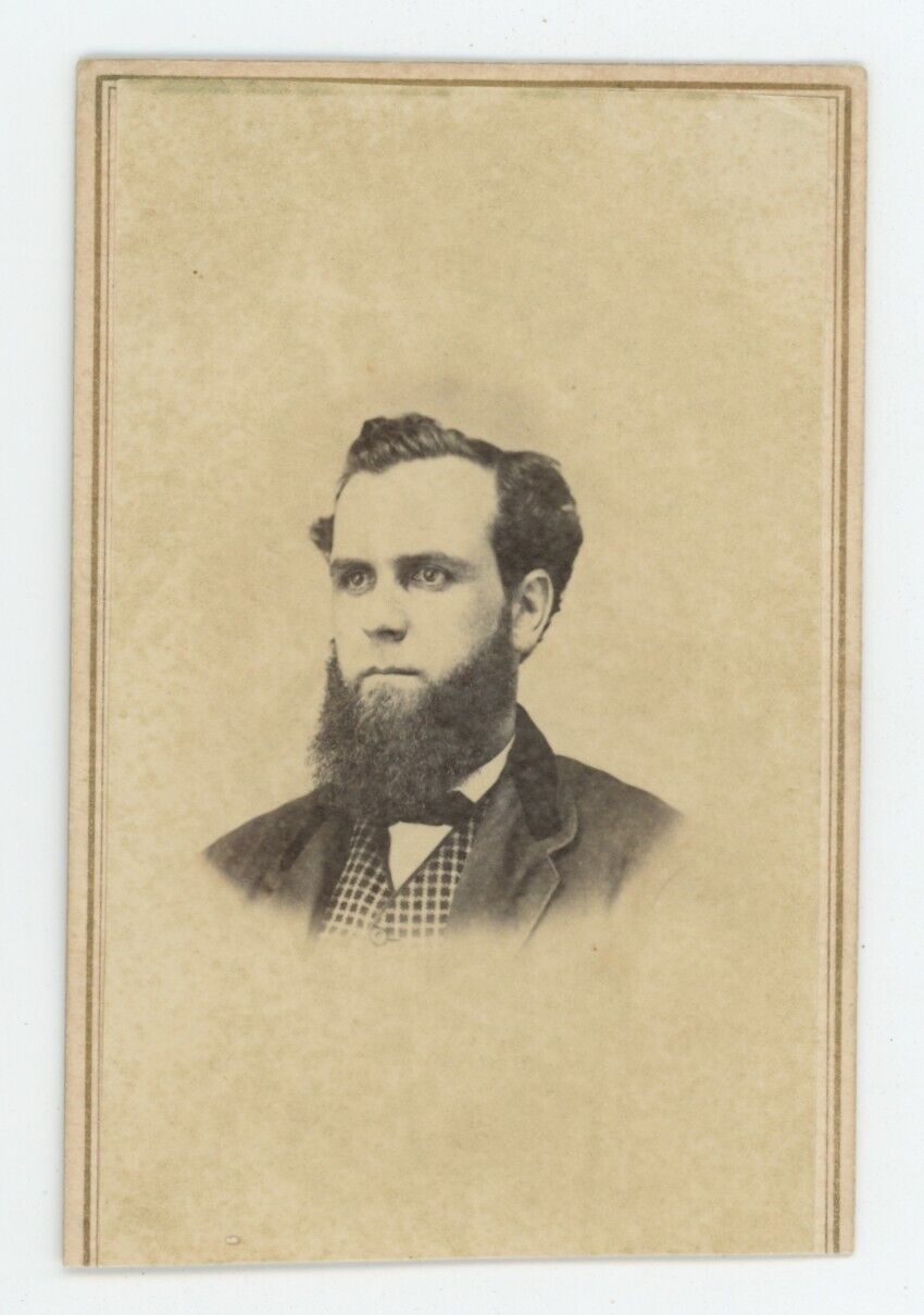 Antique CDV Circa 1860s Stern Looking Man With Chin Beard in Suit Boonsboro, IA